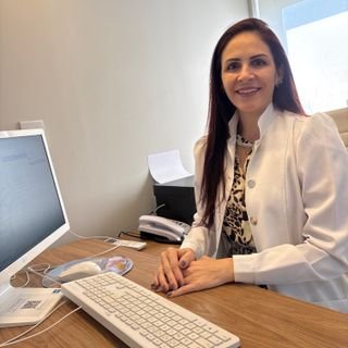 Dra. Bruna Manuela Araujo Oliveira