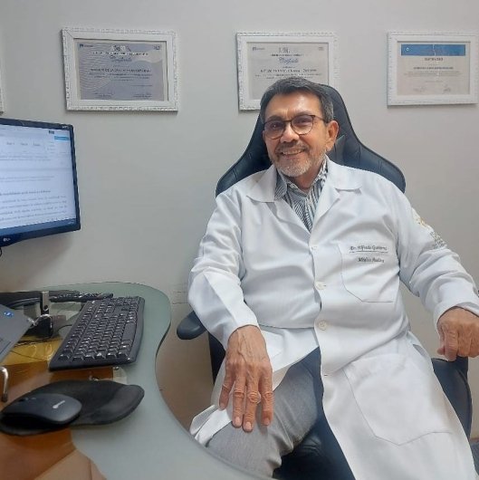 Dr. Alfredo De La Cruz Aleman Gutierrez