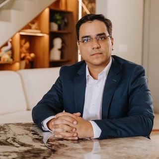 Dr. Alexandre Lopes e Silva