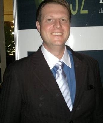 Dr. Ricardo Paoliello
