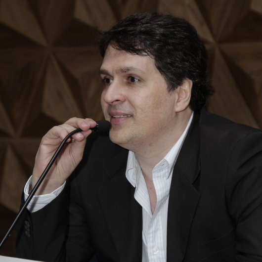 Dr. Marco Túlio de Aquino