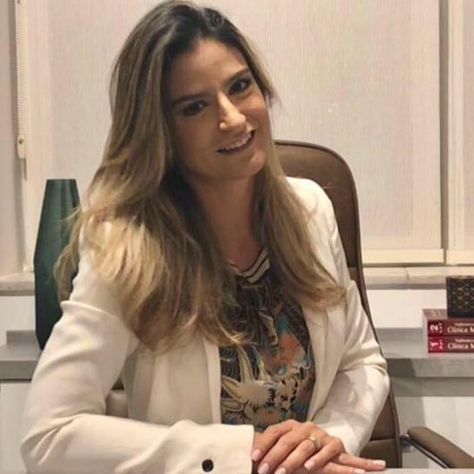 Dra. Bruna Kury de Aquino