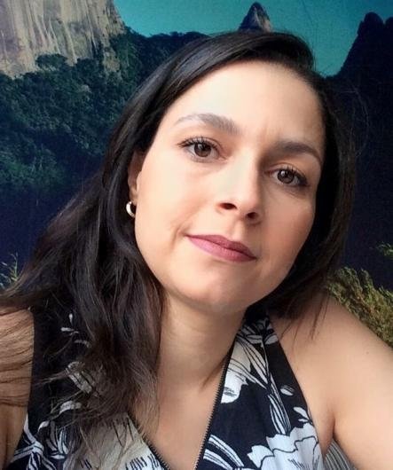 Priscila Lopes Pierantoni
