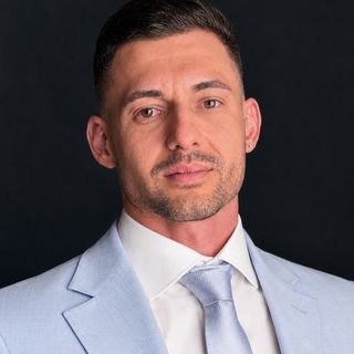 Dr. Ricardo Ostapiuk Junior