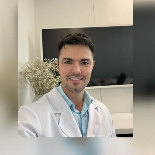Dr. Gustavo Figueiredo Nunes Rabelo
