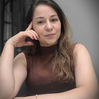 Dra. Luana Ledo