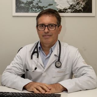 Dr. Claudio Moreira