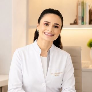 Dra. Lorena Gomes Cunha Lana