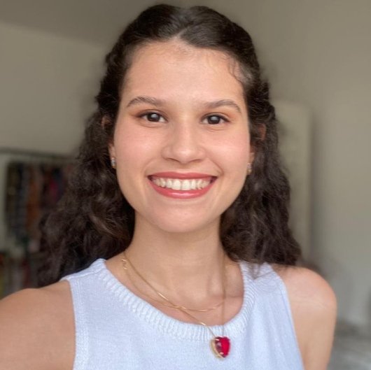 Ana Beatriz Prado