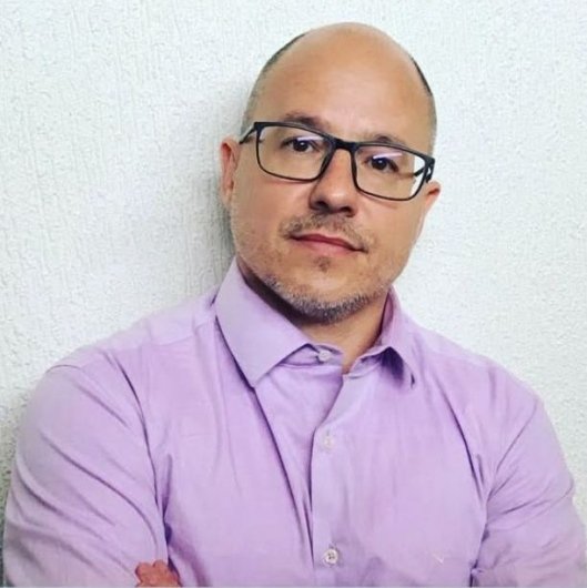 Dr. Antonio Carlos Zucco .