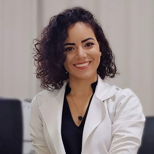 Dra. Aline Aparecida Varela Costa