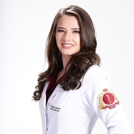 Dra. Dayane Santana