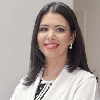 Dra. Aline Bandeira