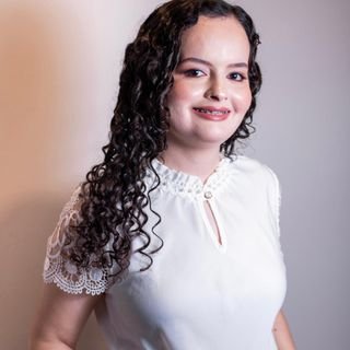 Deyse Marilya Canhete de Oliveira