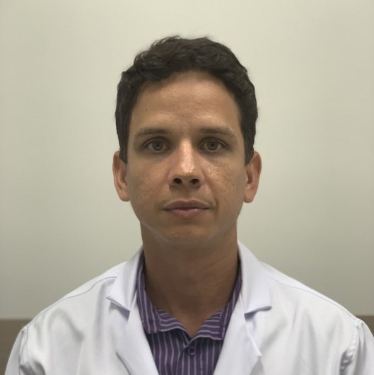 Dr. Adans Soares Porfirio