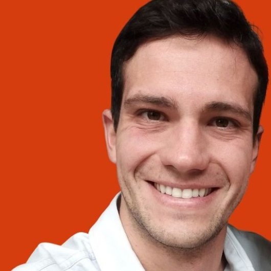 Dr. Fernando Bordin Teles
