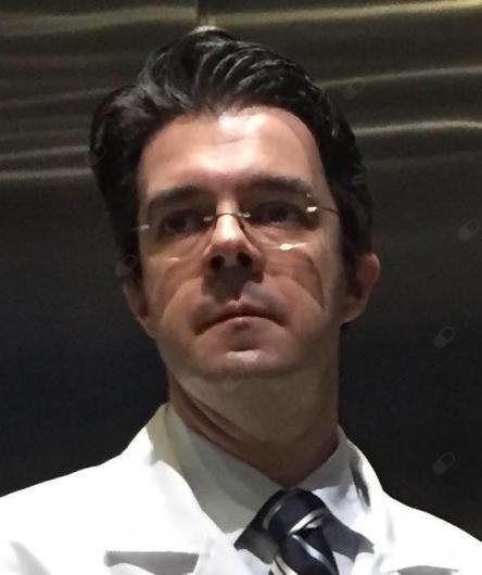 Dr. Luciano Jannuzzi Carneiro