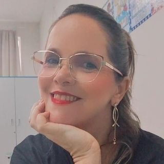 Dra. Érica Nicácio