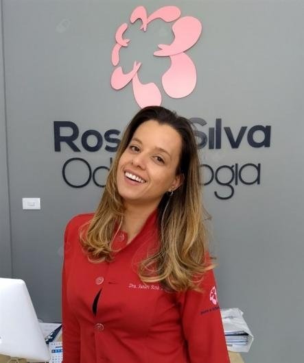 Dra. Suelen Rosa de Souza Silva