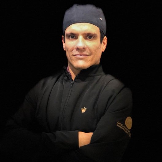 Dr. Rodrigo Costa