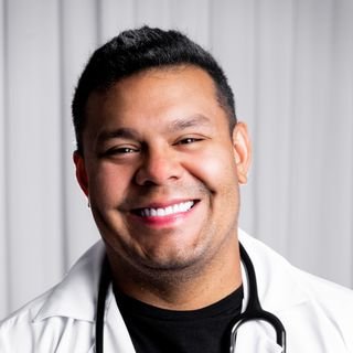 Dr. Igor Caldas Dos Santos