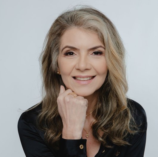 Prof. Cibele Pejan