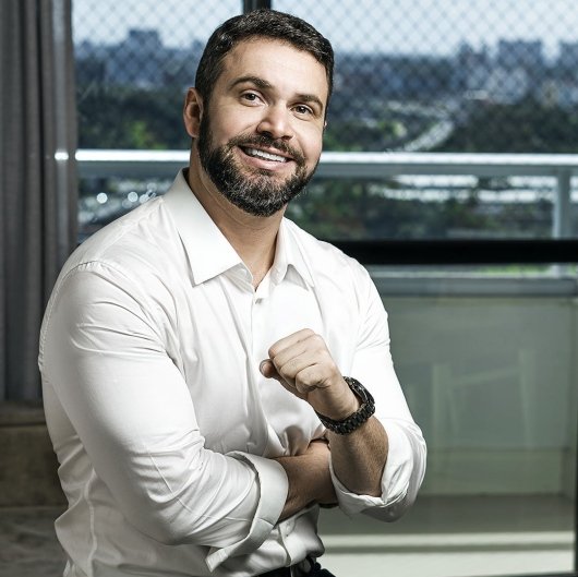 Dr. Anderson Santos