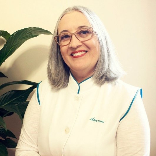 Dra. Solange Sá de Almeida