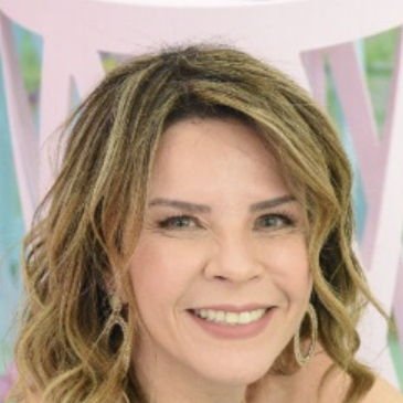 Dra. Luciane Dos Santos Trofino