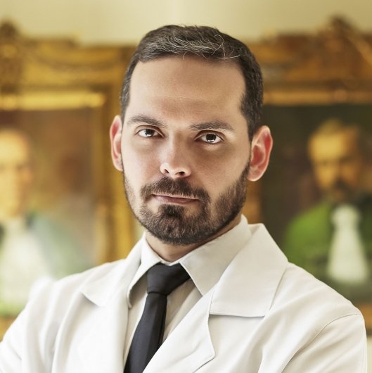 Dr. Davi J. Fontoura Solla