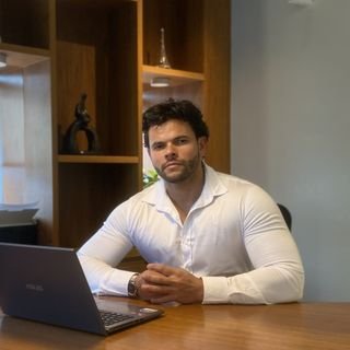 Dr. Marcos Diniz
