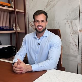 Dr. Igor Silveira Bezerra