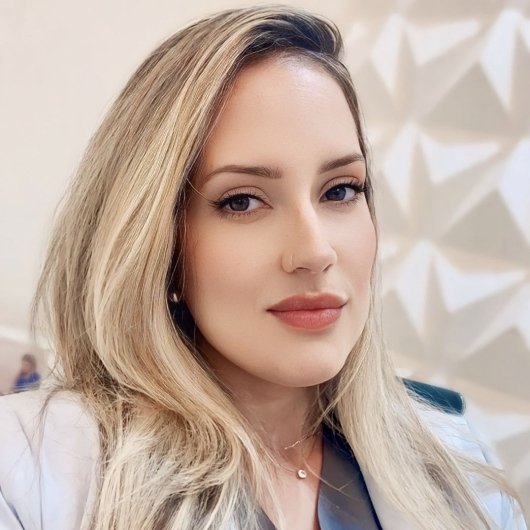 Dra. Frida Vasconcelos