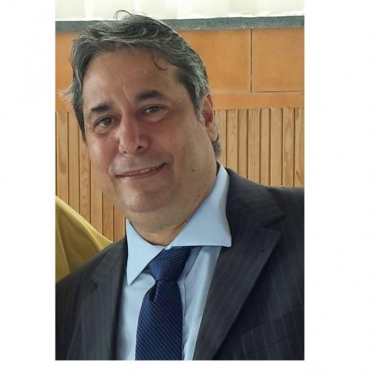 Dr. Nelson Machin Arias