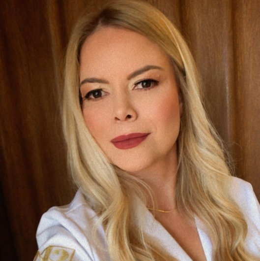 Ana Carolina Dias Almeida