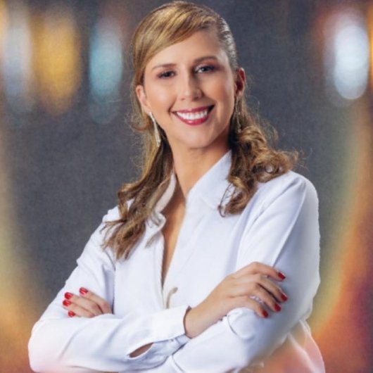 Dra. Ana Claudia Freitas