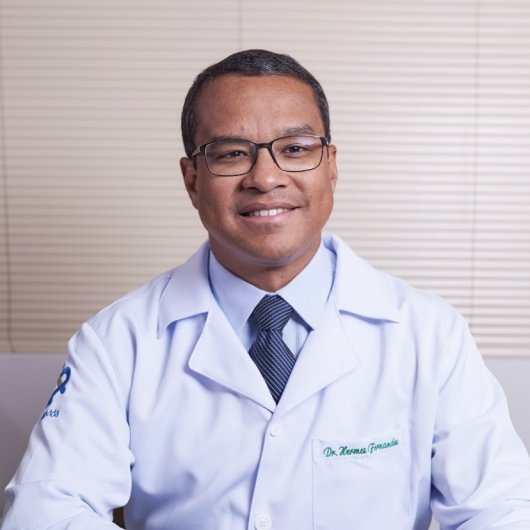 Dr. Hermes Fernandes
