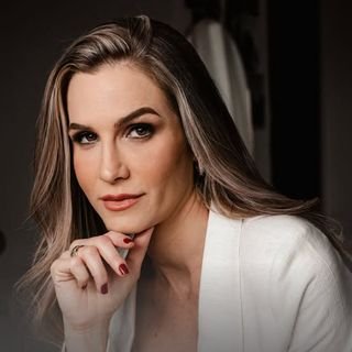 Dra. Daniele Pasqualini Pavanello