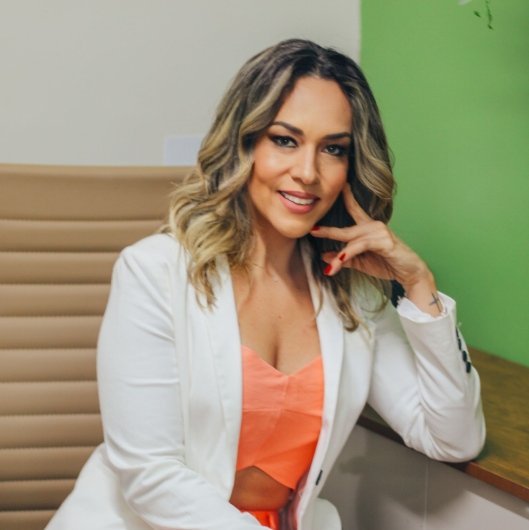 Dra. Joyce de Oliveira Lima