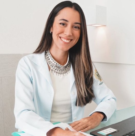 Dra. Sabrina Pereira