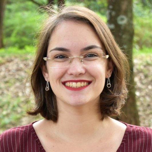 Thalita Nicolau Freire