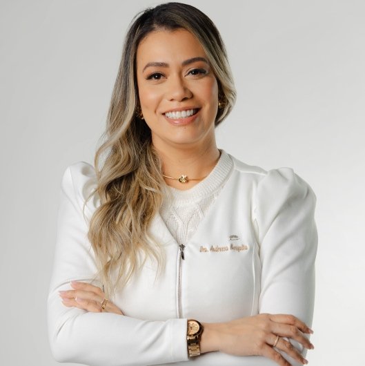 Dra. Andressa Mesquita