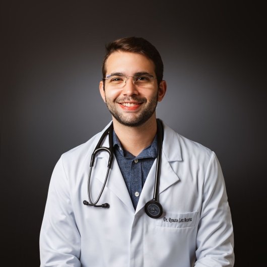 Dr. Renato Lott