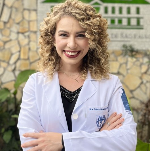 Dra. Flávia Lima Custódio