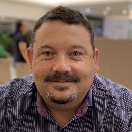 Dr. Luis Eugenio De Medeiros Costa