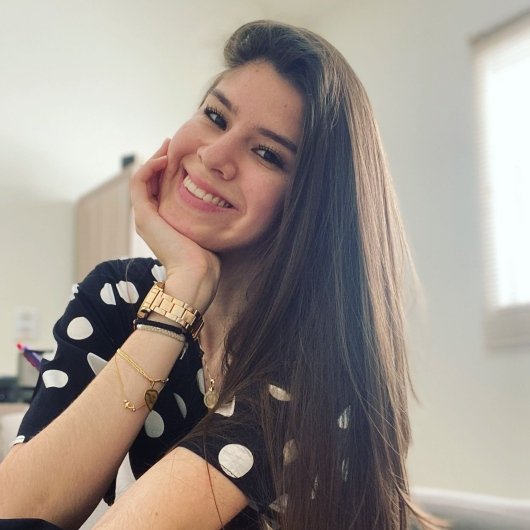 Julia Guimarães de Souza