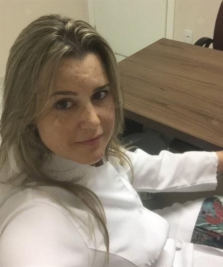 Dra. Camila Nogara Nunes
