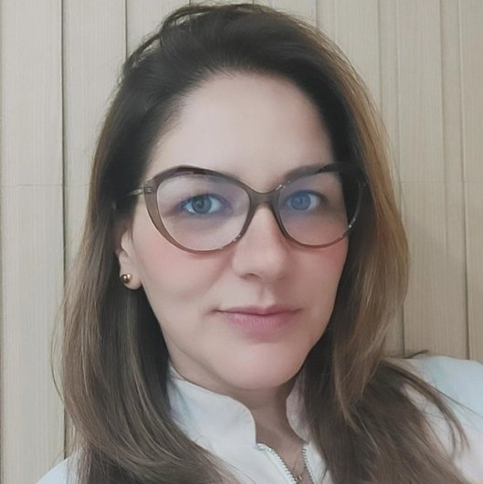Dra. Natália Mósca