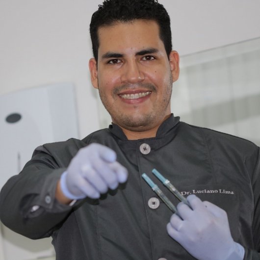Dr. Luciano Lima