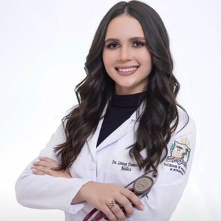 Dra. Larissa Damasceno